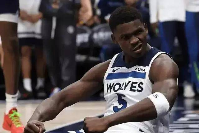 西决抢七前夜：马刺与雷霆的对决将如何影响NBA未来？